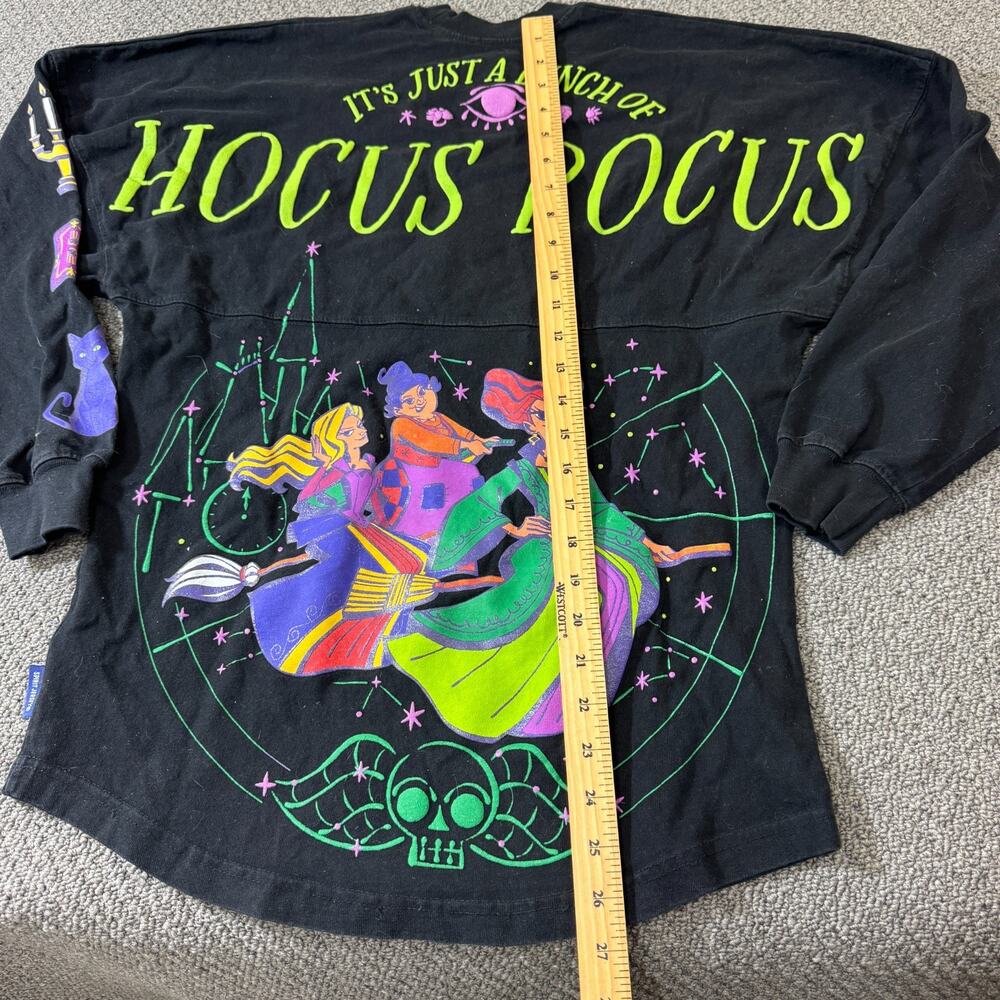 Disney Parks 2021 Hocus Pocus Glow in the Dark Spirit Jersey Crewneck Size XS - Picture 2 of 7